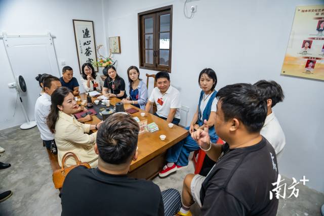 2【南方 】陆丰人大：四级代表齐上阵，绘就为民服务新画卷